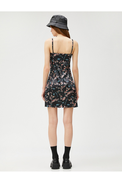Koton Satinkleid Mini dünne Träger Blumenschlitz