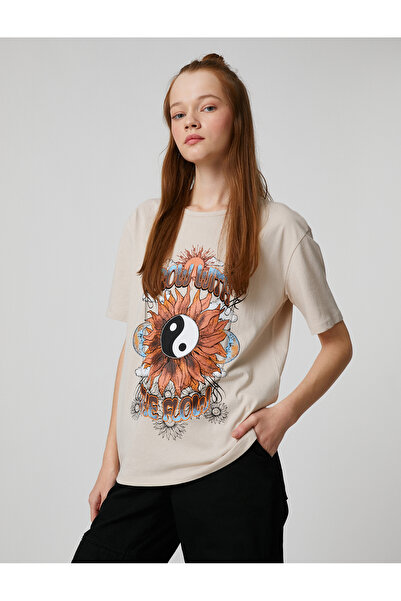 Koton Μπλουζάκι με εμπριμέ κοντό μανίκι με λαιμόκοψη