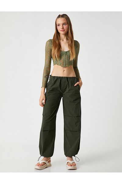 Koton Fallschirmhose mit Taschendetail und elastischem Bund und Beinen