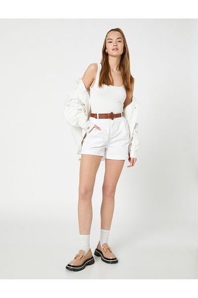 Koton Normale Taille Standard weiße Damenshorts 3sal40018mw