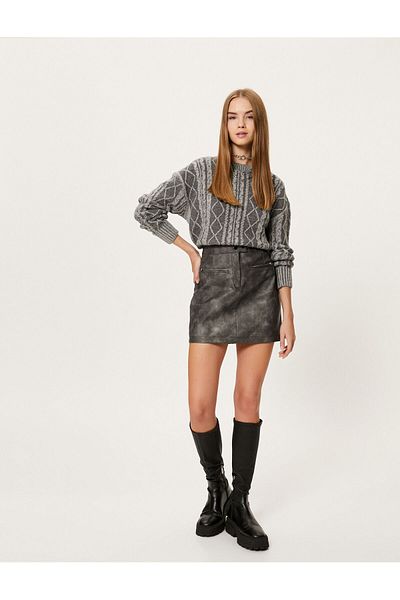 Koton Knitwear Sweater Hair Braid Detailed Long Sleeve Crew Neck