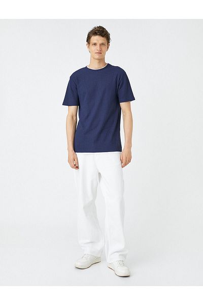 Koton Basic T-Shirt Collar Detailed Textured Slim Fit Short Sleeve