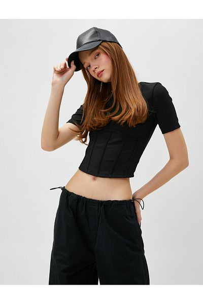 Koton Tricou Crop Aspect Corset mânecă scurtă Decolteu Crew