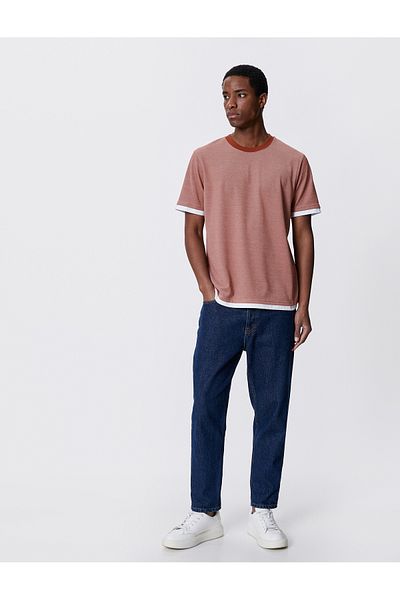 Koton Basic-T-Shirt mit Rundhalsausschnitt, kurzen Ärmeln und Layer-Detail