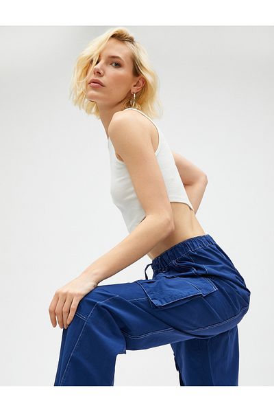 Koton Fallschirmhose mit Spitzenbund und Taschendetail aus Baumwolle