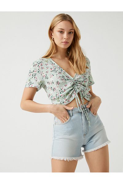 Koton Floral Crop Μπλούζα V-Neck Λεπτομέρεια γραβάτας