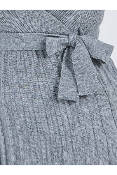 Styli فستان متوسط الطول من الصوف المحبوك بمقاس كبير