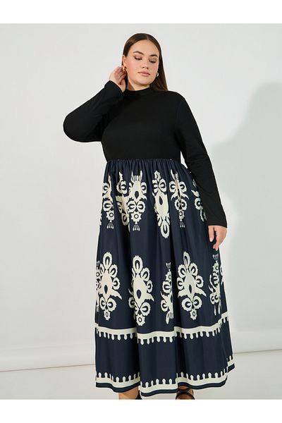 Styli Plus Size Damask Print High Neck A-Line Maxi Dress