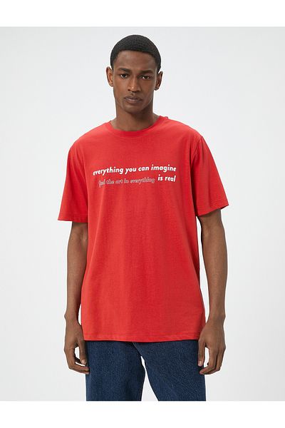 Koton Kurzärmliges Rundhals-T-Shirt aus Baumwolle mit Slogan-Aufdruck
