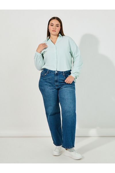 Styli Plus Size Striped Relaxed Fit Shirt with Tie-Cuff Sleeves
