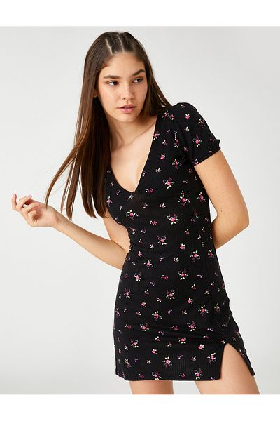 Koton Μίνι Φόρεμα Floral με V λαιμόκοψη με κοντό μανίκι με λεπτομέρεια