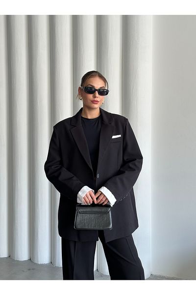 Laluvia Set pantaloni blazer cu detaliu cămașă neagră - 44681