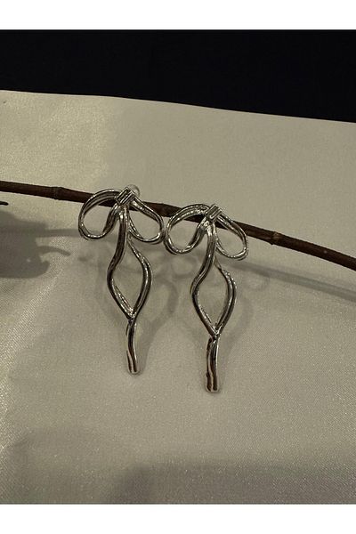 HERA Long Bow Earrings