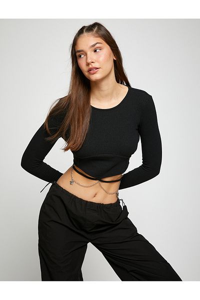 Koton Μακρυμάνικο T-shirt Crop Chain Λεπτομερής λαιμόκοψη πληρώματος
