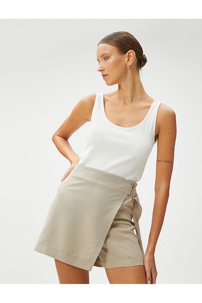 Koton Mini-Shortsrock mit Gürtel aus Modalmischung