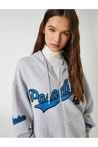 Koton Φούτερ με κολεγιακό σχέδιο - Υπερμεγέθη κουκούλα, φερμουάρ και λεπτομέρεια τσέπης