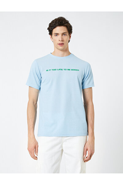 Koton Σλόγκαν εμπριμέ T-shirt με λαιμόκοψη με κοντό μανίκι Slim Fit