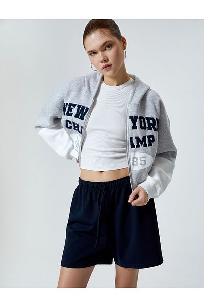 Koton Sweatshirt mit Kapuze und Reißverschluss, kurz, langärmelig, bestickt
