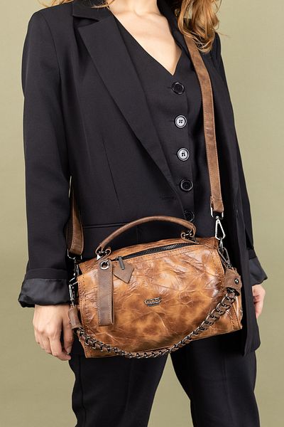 Getcho Women's Tan Chain Detailed Hand and Shoulder Bag – Large Size, Tumbled Leather 1 . Quality Bag