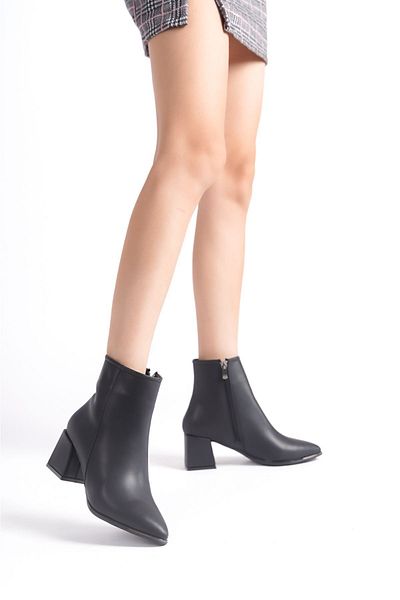 Limeo Spitze Zehenpartie, Lederoptik, Haut, schwarze Vorderseite, Metalldetails, Reißverschluss, kurze, schlichte, klassische Stiefel