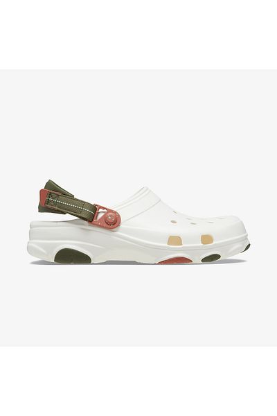 Crocs شبشب كلوج كلاسيكي باللون الأبيض للجنسين