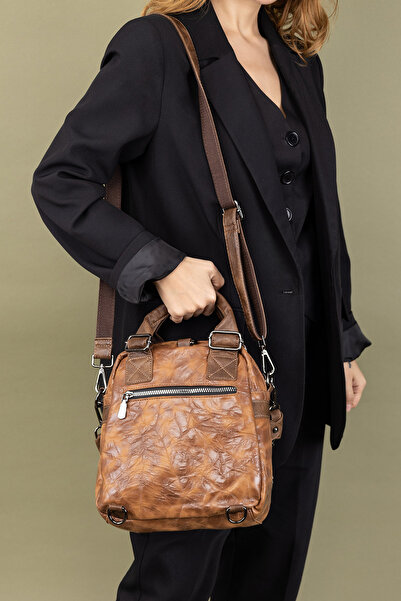 Getcho Etna Women's Chain Detailed Crossbody Bag and Backpack