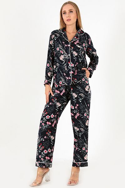 Doremi Flower Garden Long Sleeve Women's Pajamas Set
