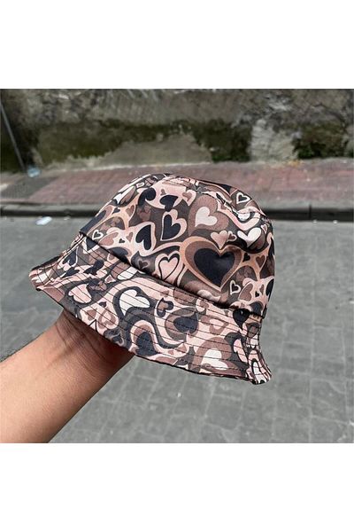 Karakedi Кафява шапка-кофа Harajuku с колаж от сърце