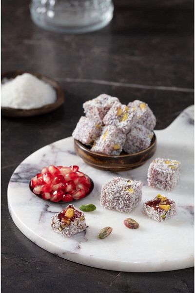 MEŞHUR SAFRANBOLU LOKUMCUSU 400 Gr Pomegranate Flavored Pistachio Turkish Delight
