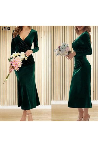 Red Daisy Women's Long Sleeve Double Breasted Neckline Waist Drawstring Detail Midi Velvet Dress