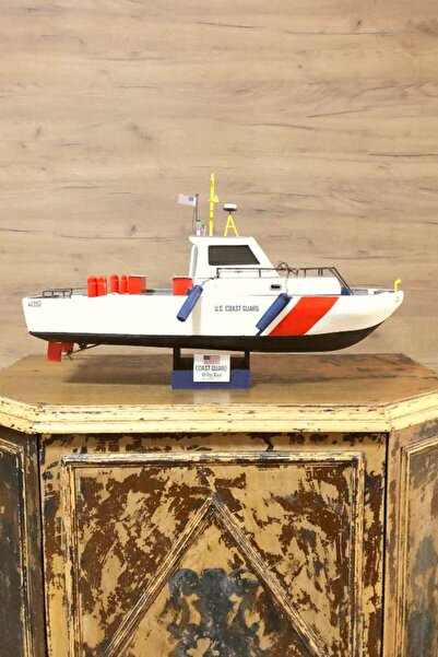 Su Üstünde U.S. Coast Guard Tekne Maketi