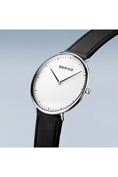 Bering 15739-404 Kol Saati