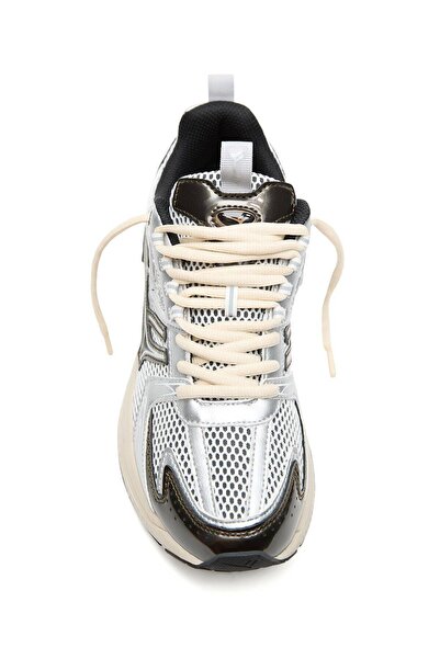 Pull & Bear Sneakers Often02