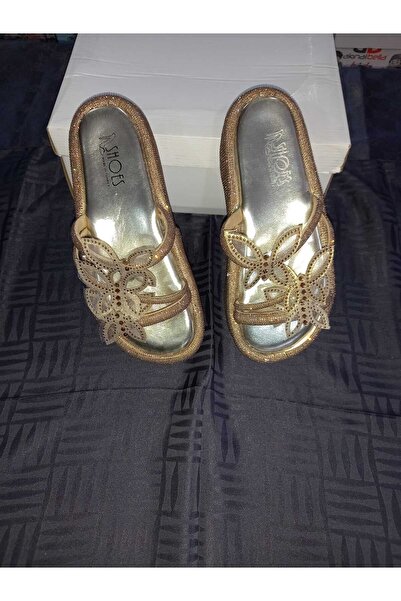 Velvet Asel Butterfly with Crystal Stone