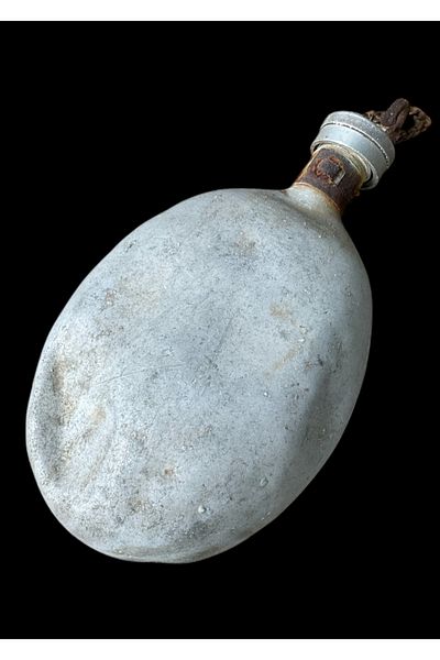 kho military design 22 Cm. 1948 German Aluminum Flask