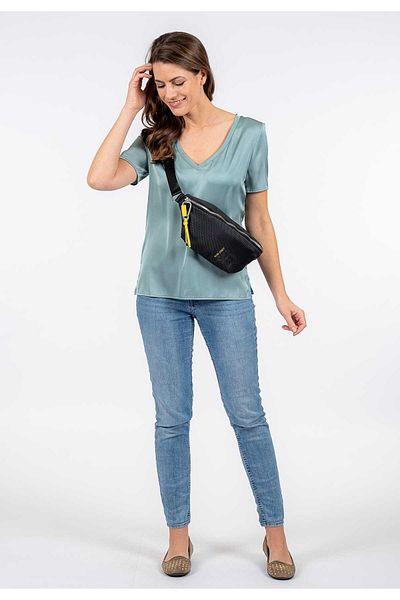 SURI FREY Gürteltasche SURI Spor Evleniyor