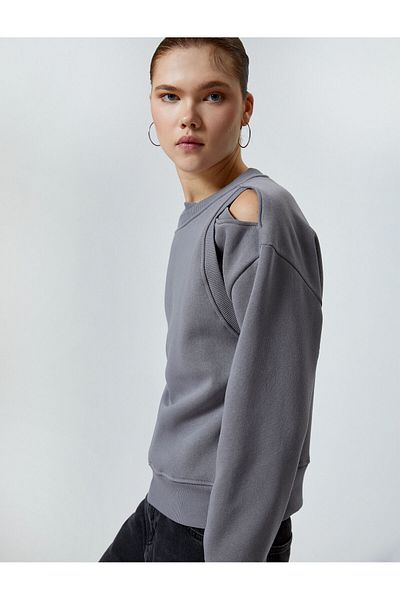 Koton Window Detailed Sweatshirt Long Sleeve Crew Neck Comfortable Fit