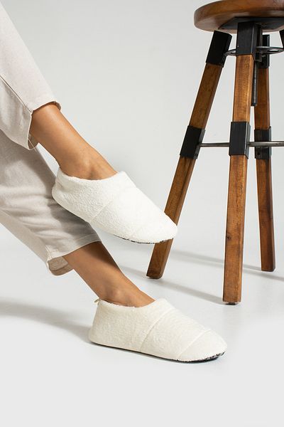 RedPlay Ecru Women's Slippers - Winter Home Shoes, Booties, Boots and Flats