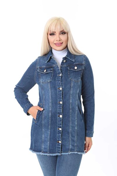 ASSO KADIN  JEANS BÜYÜK BEDEN UZUN RAHAT KALIP ORTA MAVİ PÜSKÜLLÜ ESNEK KOT CEKET