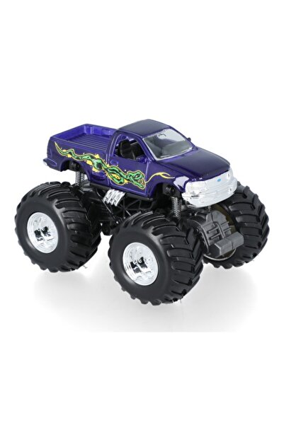 Maisto 24-Piece Plastic and Metal Collectible Car Toy