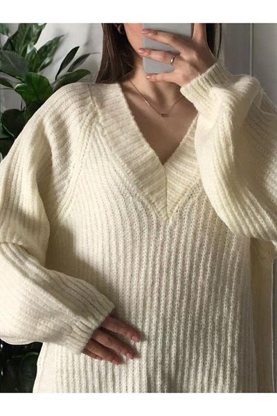 Flow Mi̇sseale Front and Back V-Neck Detailed Sweater