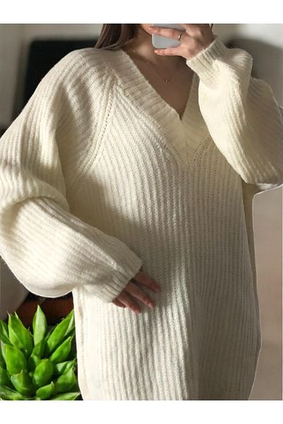 Flow Mi̇sseale Front and Back V-Neck Detailed Sweater