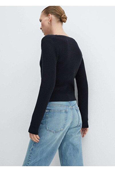 MANGO Woman Dekolte yaka kazak