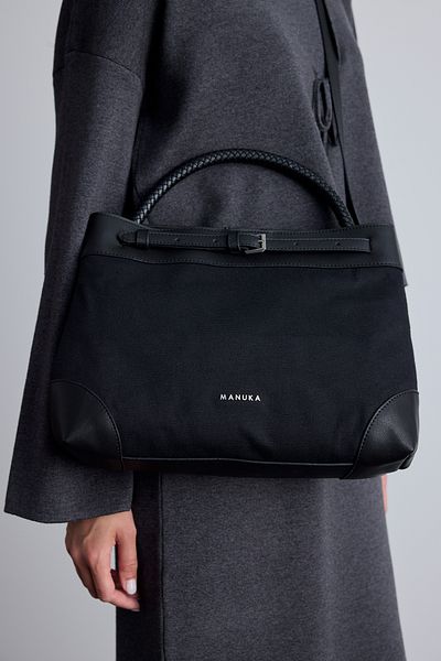 Manuka Schwarze Canvas-Tasche mit Gürteldetail