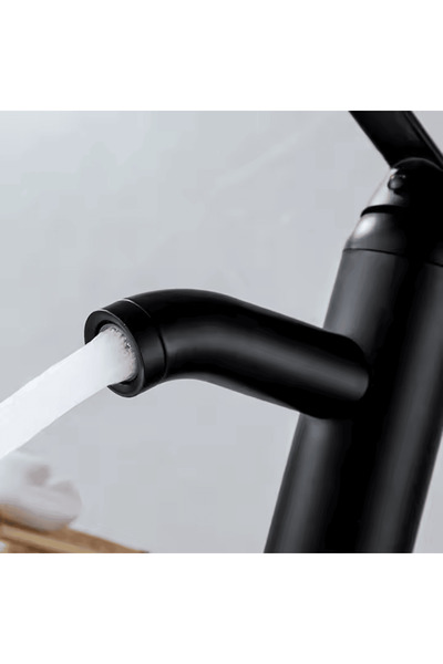 Kavisa Mat Siyah Çanak Lavabo Banyo Bataryası – Modern Tasarım