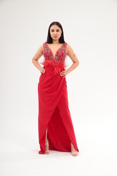 Robes Women's Red V Thick Straps Stones and Feather Embroidered Slit Stylish Evening Dress