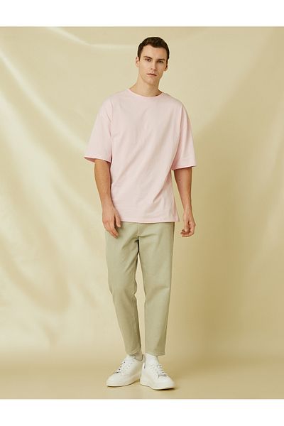 Koton Basic-Gabardine-Hose mit Knopfdetail und Taschen