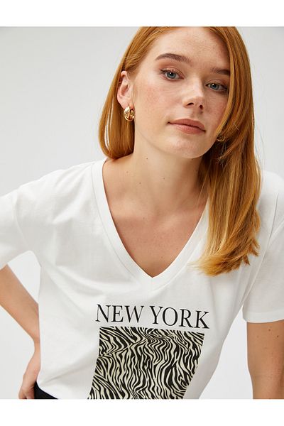 Koton Κοντομάνικο T-Shirt Zebra Printed V λαιμόκοψη