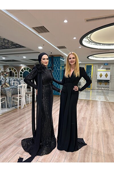 Sultan Ekşioğlu Tasarımı Çiçek Detaylı Balık Payet Abiye