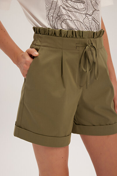adL Beli Fırfırlı Önden Bağcıklı Şort